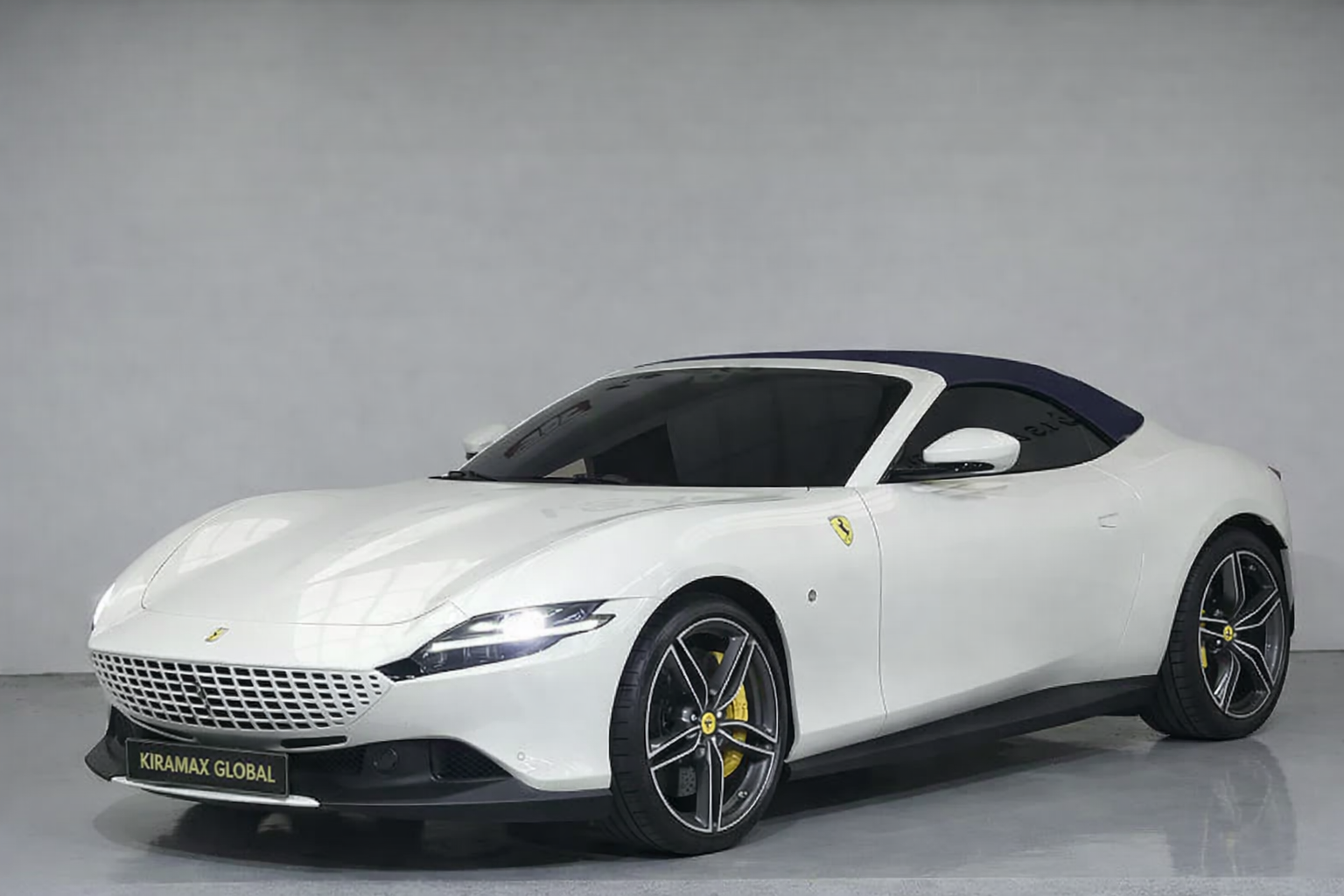 Ferrari Roma Spider 3.9